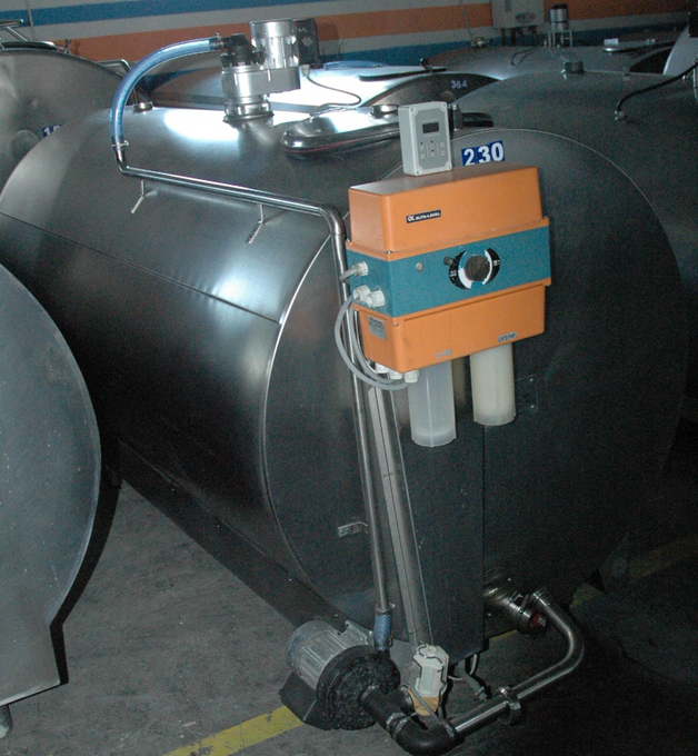 Schładzalnik do mleka Alfa-Laval model CH